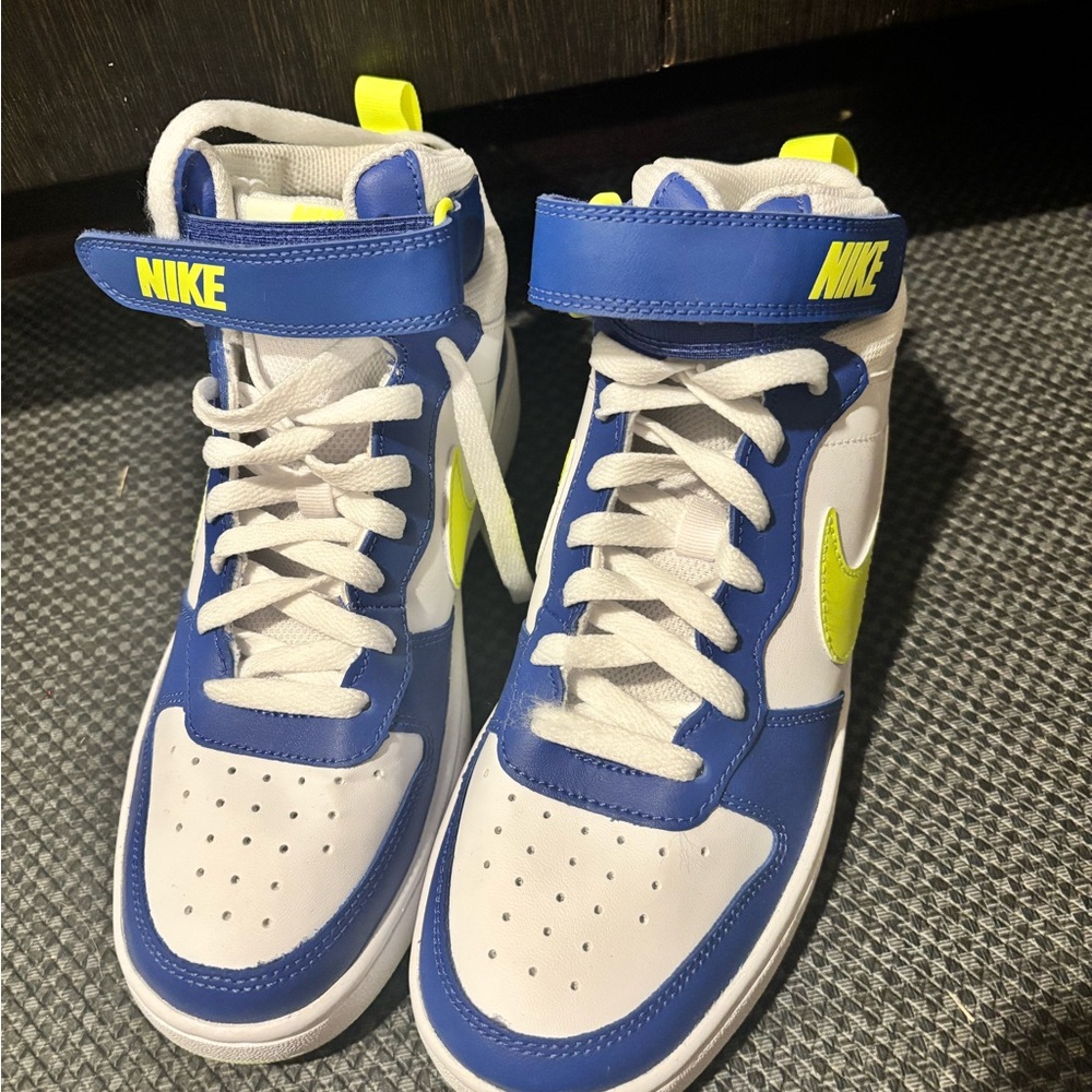 Nike Kids Blue and White Sneakers with Neon Accents